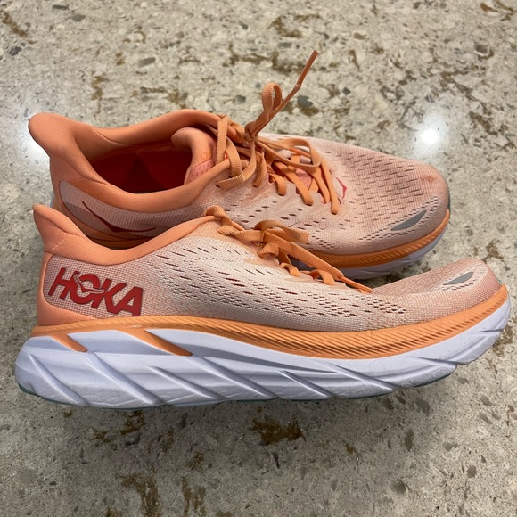 Hoka Clifton 8 - Picture 2 of 4
